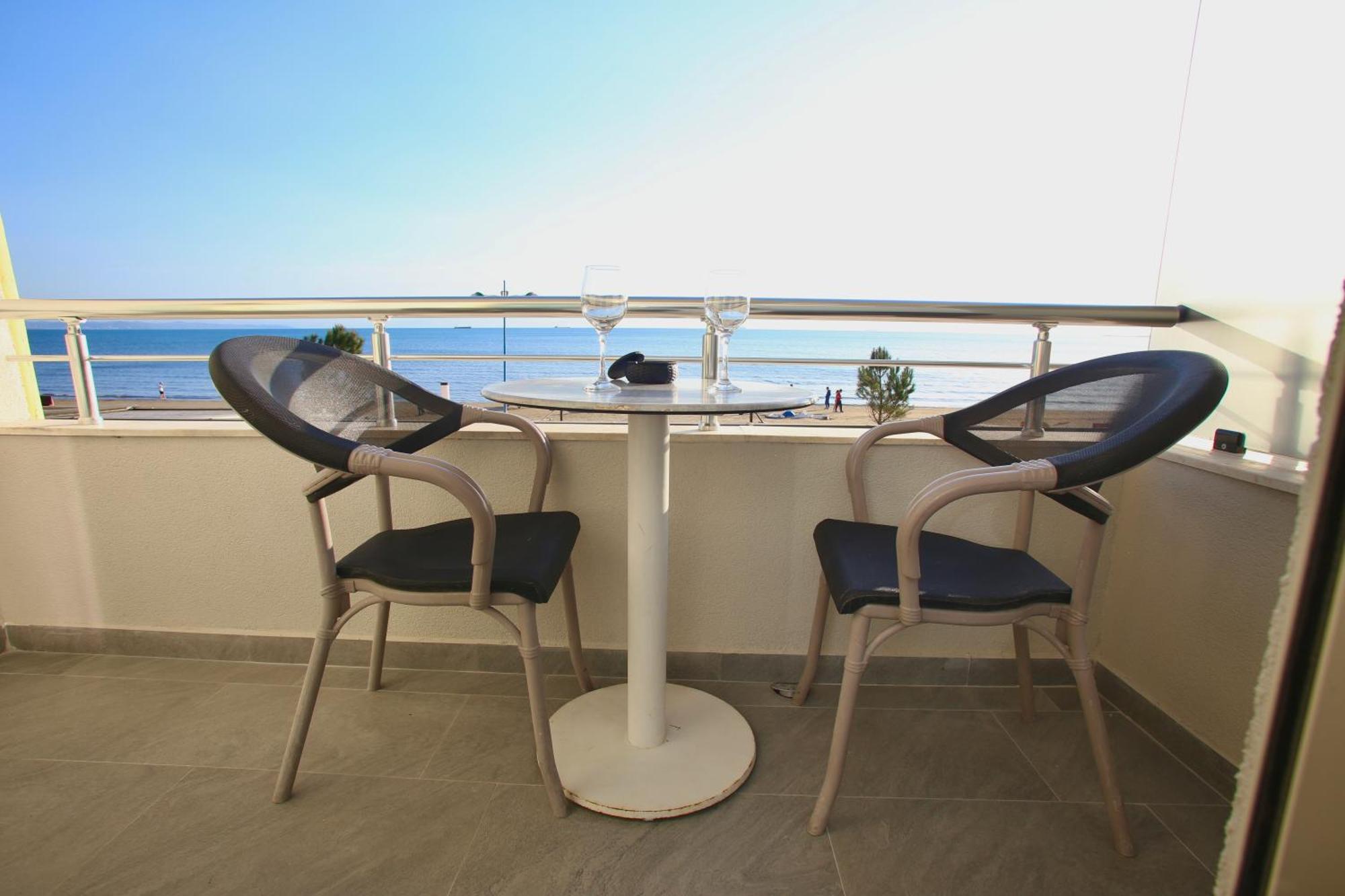 Luxurious Dreamy Seaview Apartment Дуррес Экстерьер фото