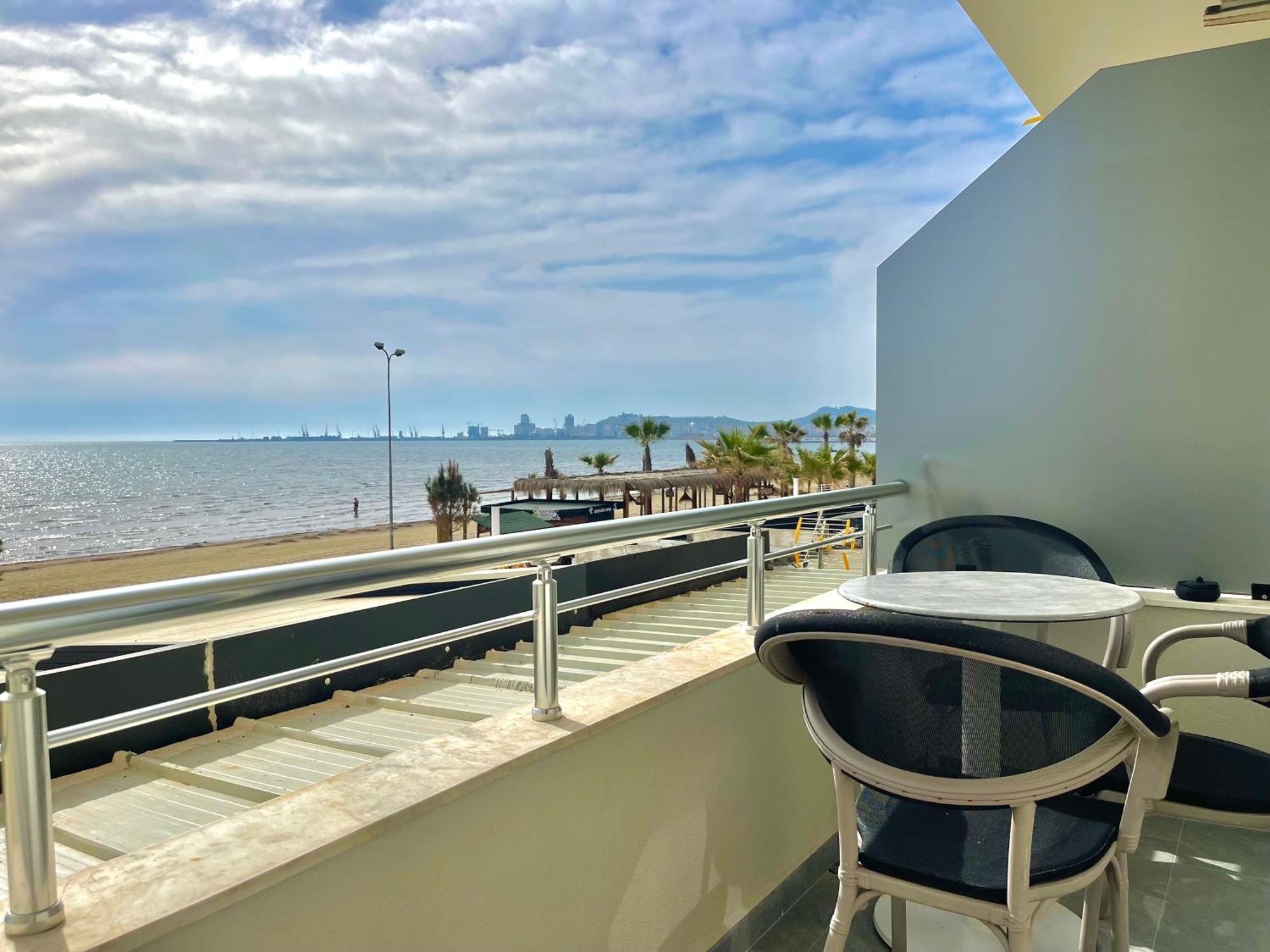 Luxurious Dreamy Seaview Apartment Дуррес Экстерьер фото